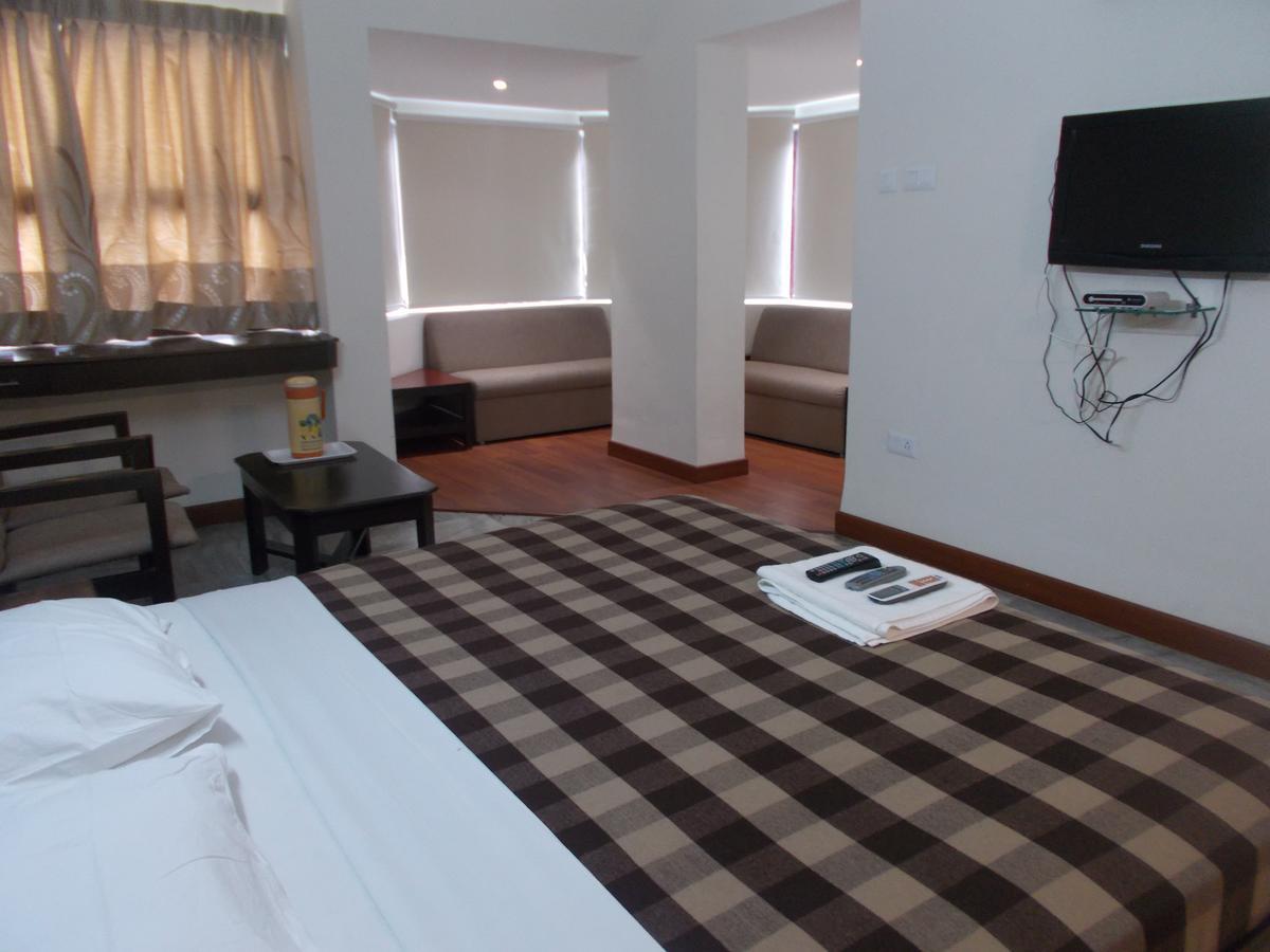 Samrat Residency Hotel Bangalore Exterior foto