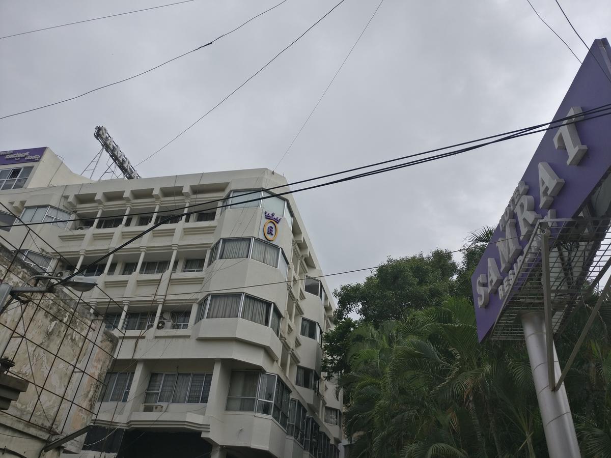Samrat Residency Hotel Bangalore Exterior foto